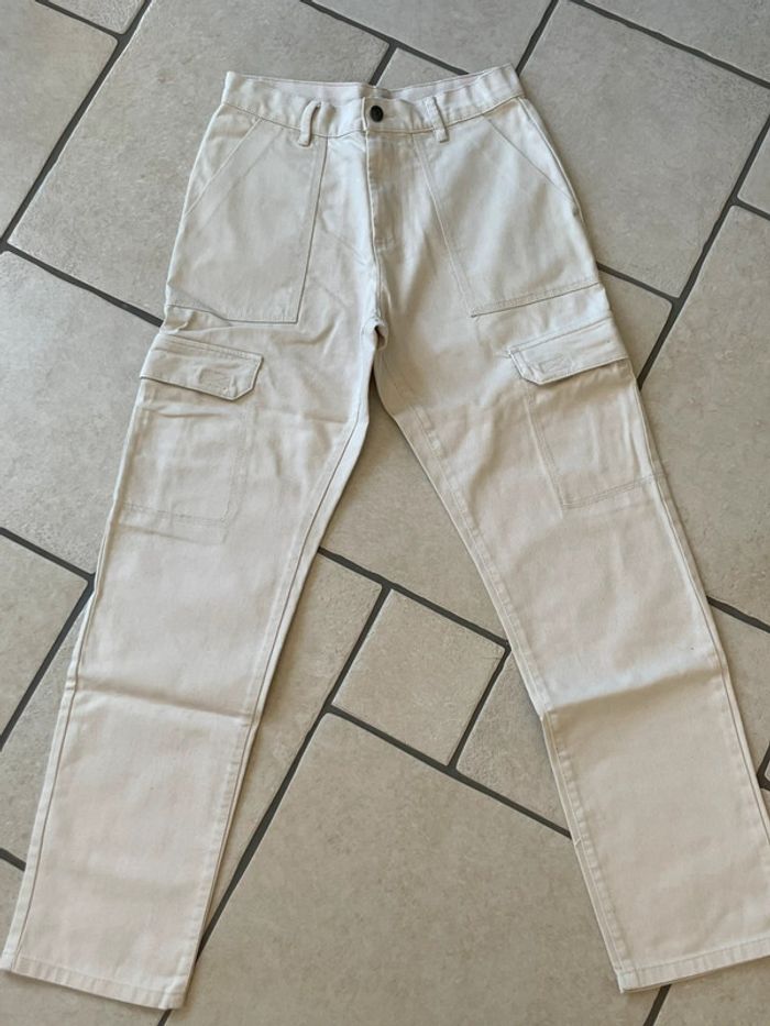 Pantalon beige à poches