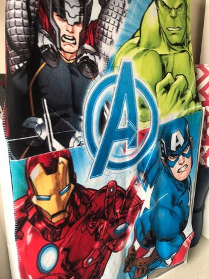Grande couverture douce Avengers - photo numéro 2