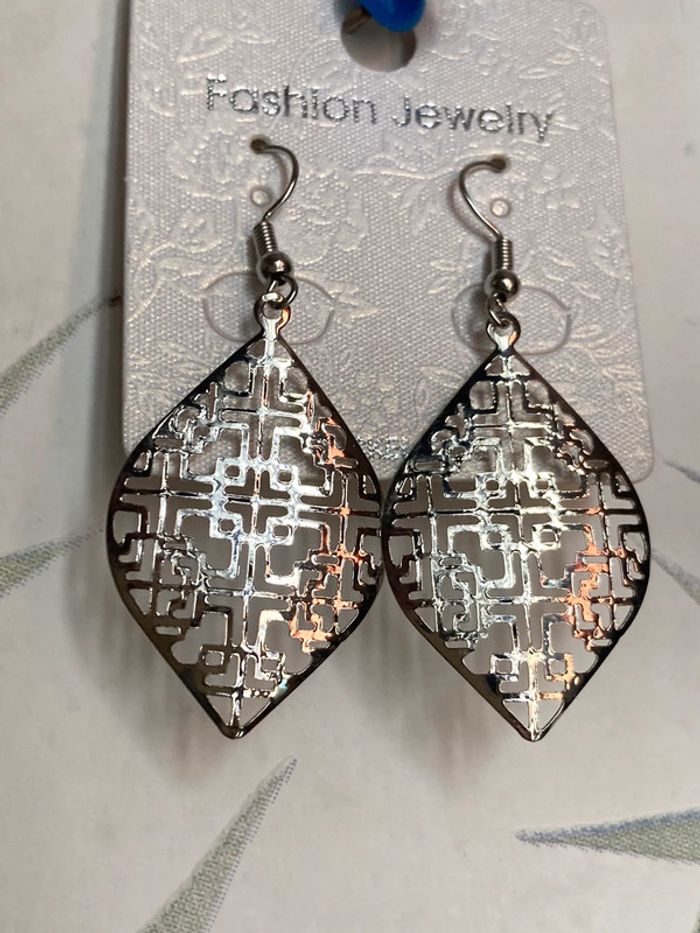 boucles d oreilles - photo numéro 3
