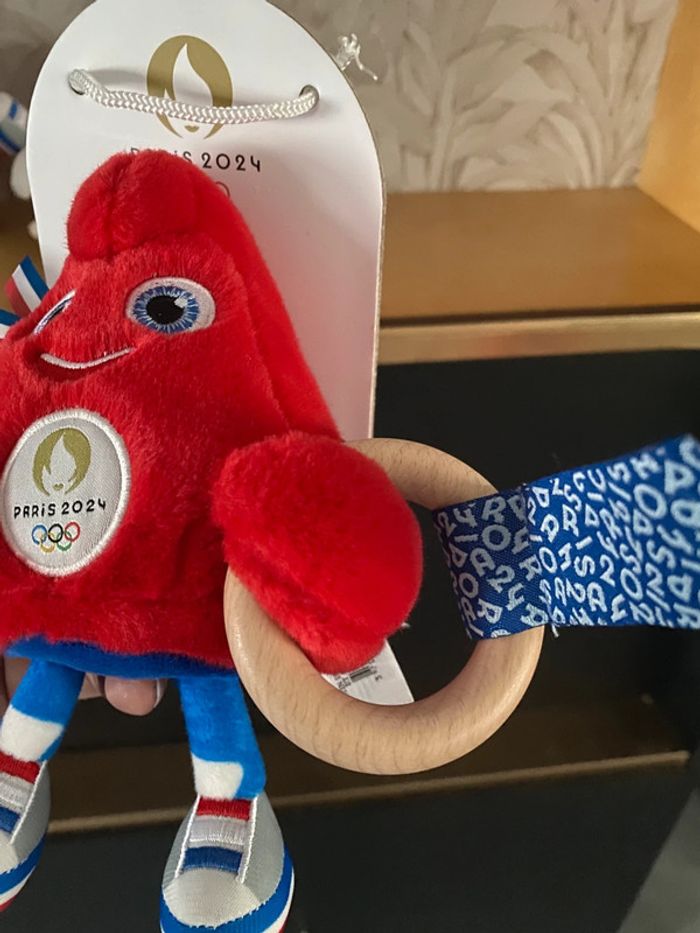 Lot 4 doudous mascottes les Phryges Paris 2024 - photo numéro 9