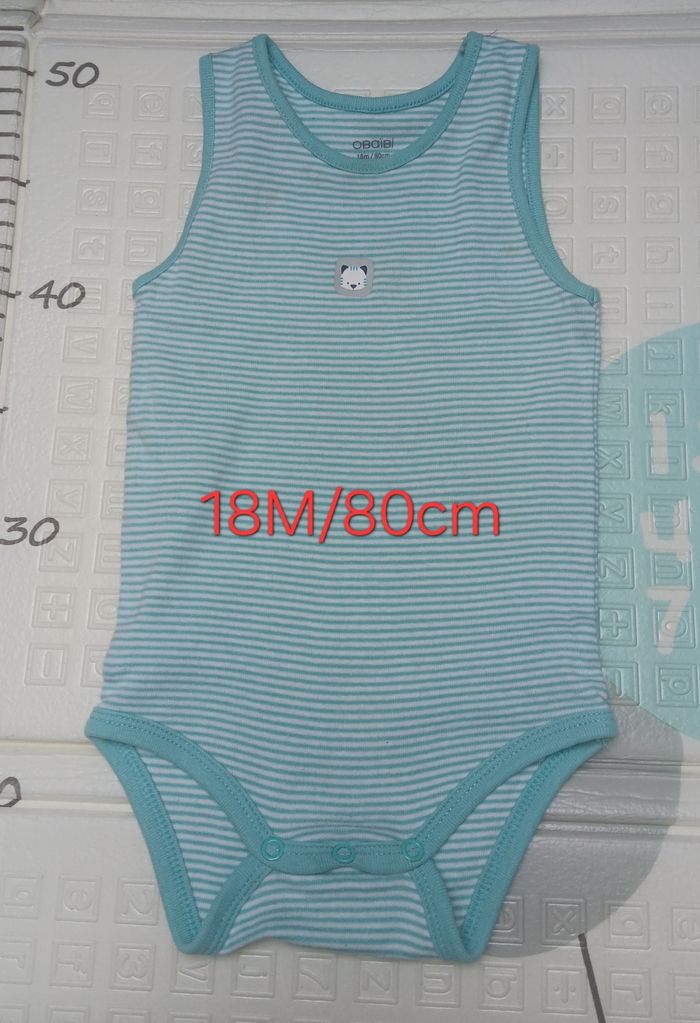 Lot de 4 bodies 12-18mois - photo numéro 2
