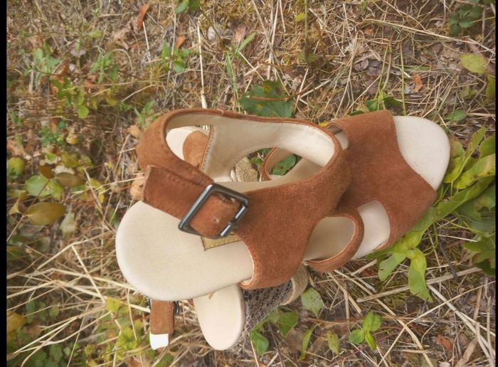 Chaussures à talon compensés - photo numéro 2