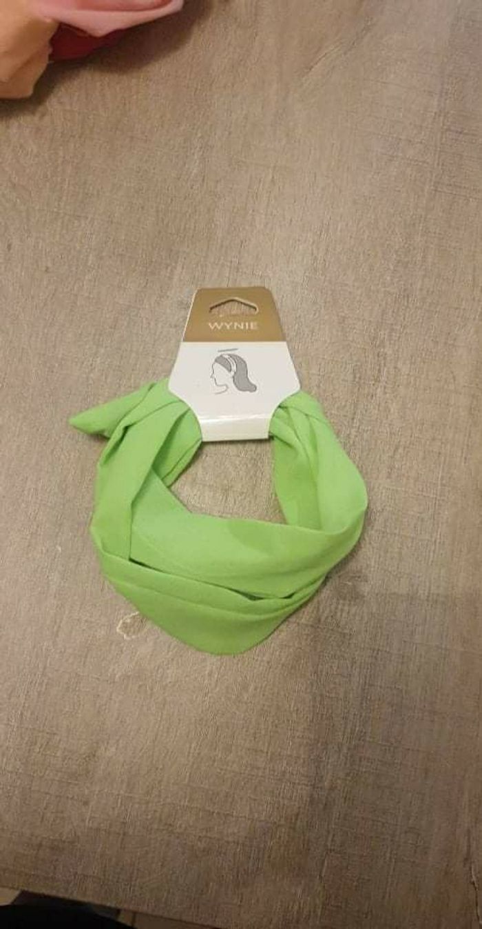 Lot de 5 bandeaux cheveux 4 euros - photo numéro 3
