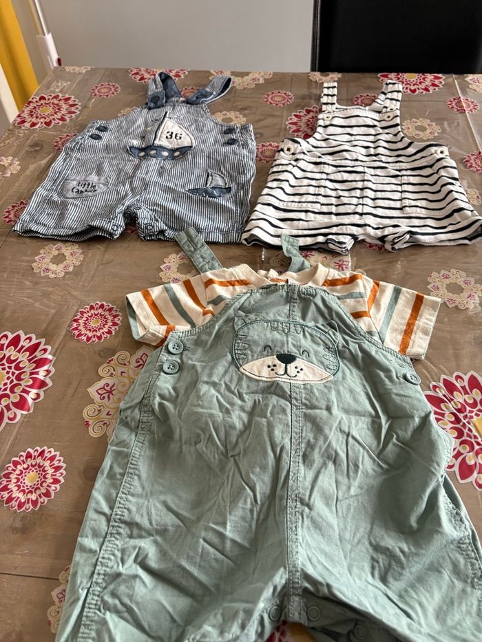 Lot de salopette