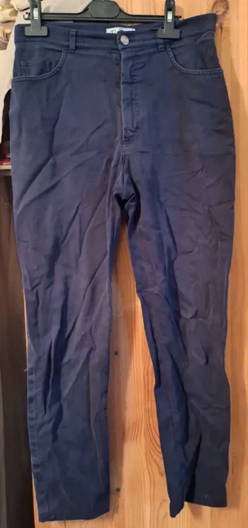 Pantalon bleu marine taille 38 en très bon état "betty barclay"