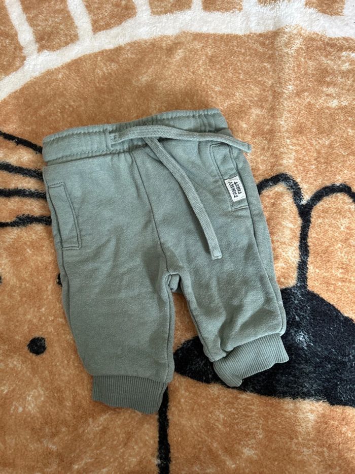 Ensemble 1 mois - photo numéro 4