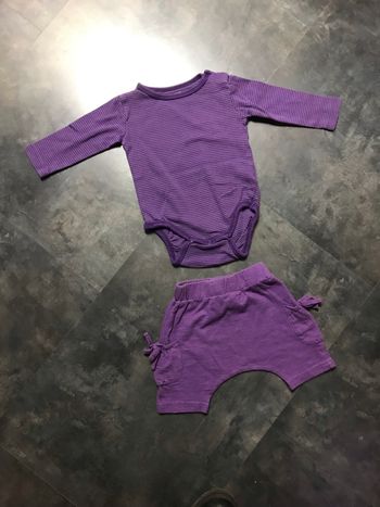 Body et saroual violet 6 mois