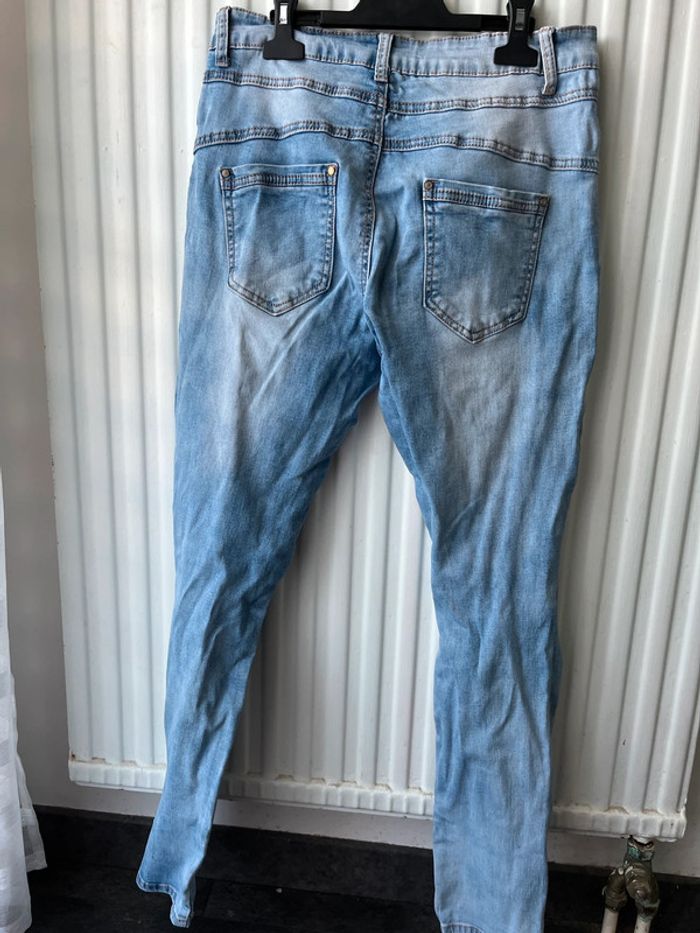 Jeans bleu clair - photo numéro 2