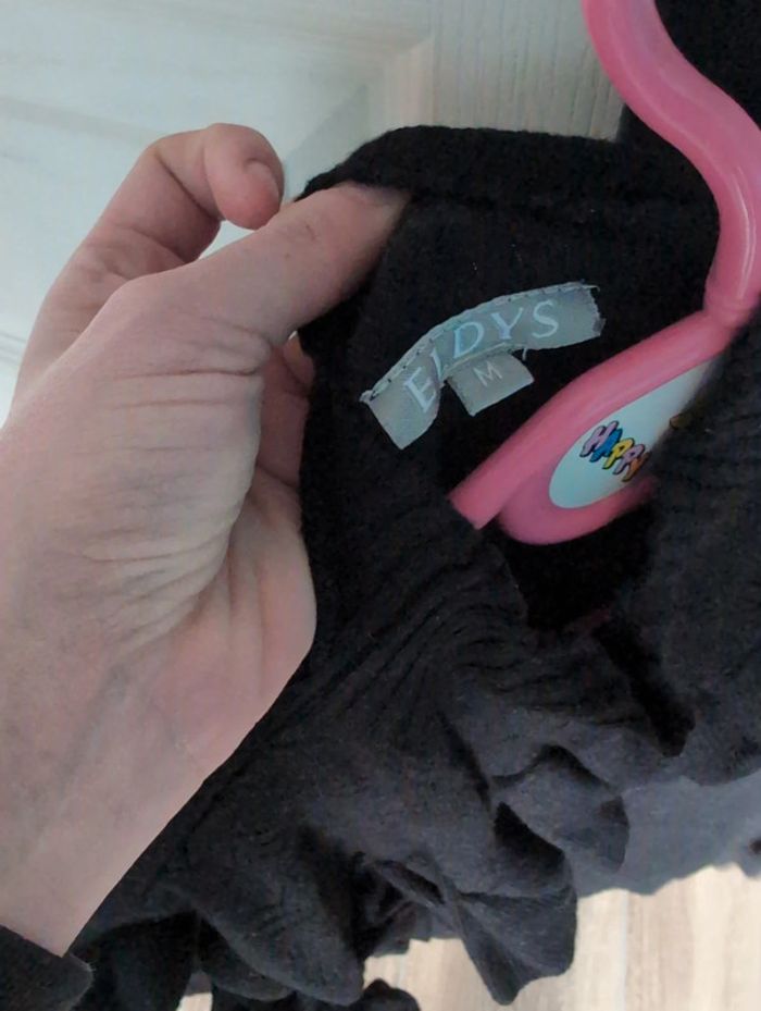 Pull noir taille M - photo numéro 3