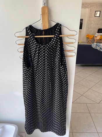Jolie robe noir à pois blanc MNG taille L