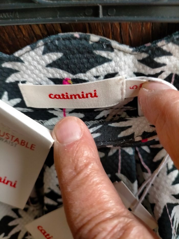 Ravissant short Catimini neuf 5 ans - photo numéro 3