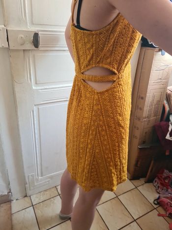 Robe moutarde Jennifer L