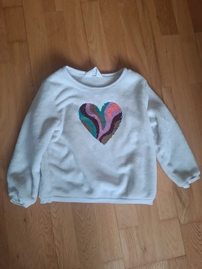 Pull tout doux avec sequins 5/6ans