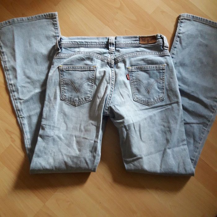 Jean levis 529