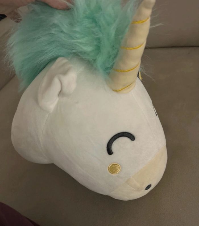 Peluche tête de licorne
