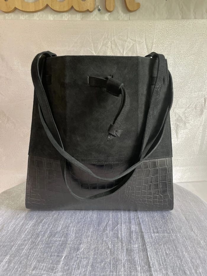 Sac noir effet python