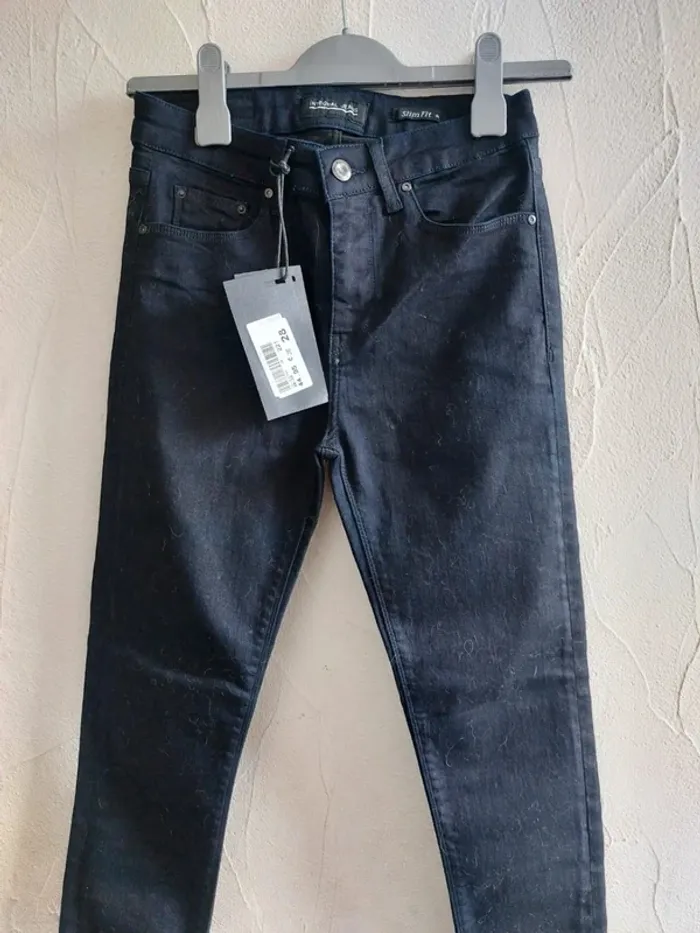 Jean Slim Fit Neuf Taille 28 - photo numéro 2