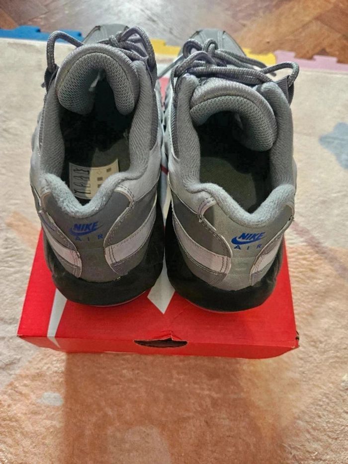 Nike Air Max 95 gris frais bleu coureur taille 40 - photo numéro 4