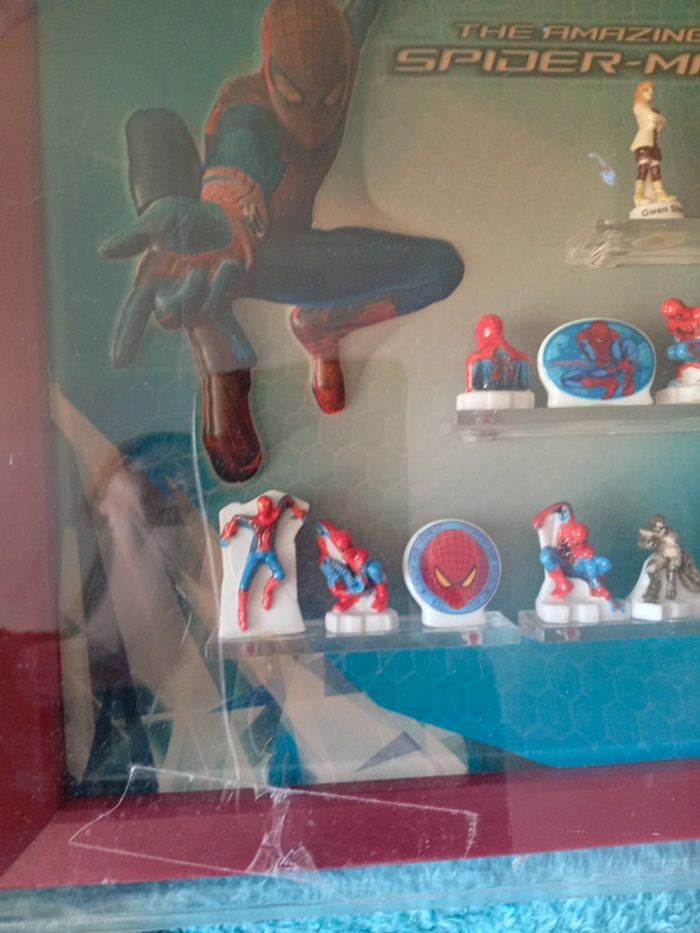 Collection de 12 fèves Spiderman - photo numéro 3