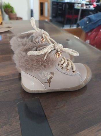 Chaussures bébé fille