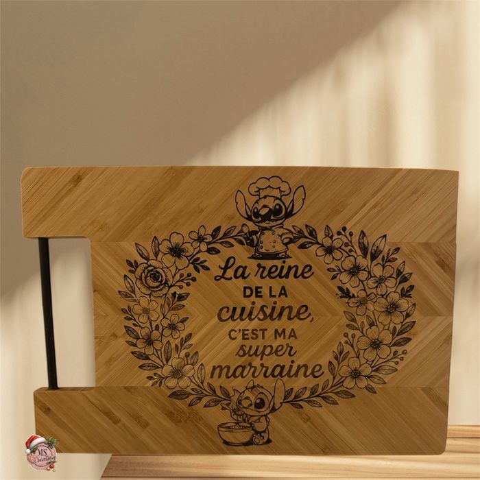 Planche à découper marraine Stitch