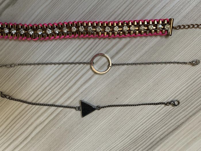 Lot de 3 bracelets fantaisie neufs - photo numéro 2