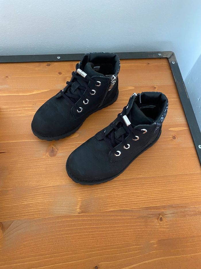Bottes Timberland pointure 27 - photo numéro 2