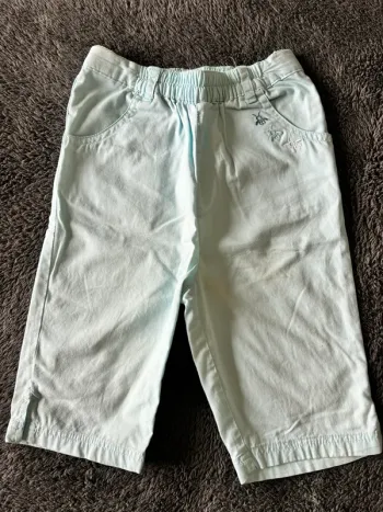 Pantalon à donner avec un achat de votre choix