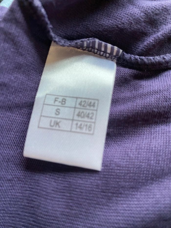 TEE shirt Celaia taille 42 44 avec strass neuf - photo numéro 5