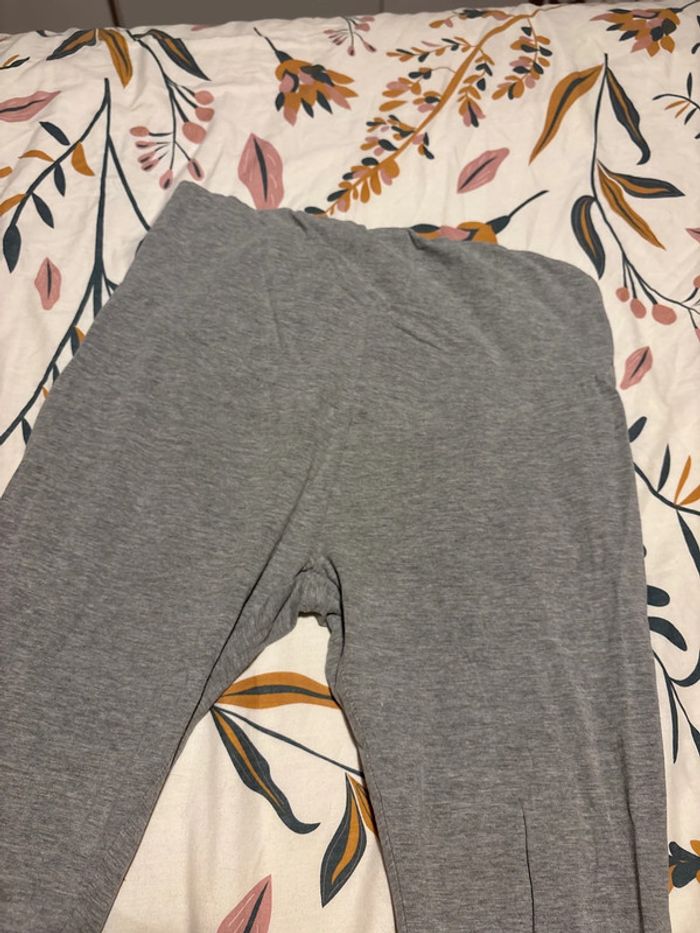 Lot 2 leggings grossesse Premaman taille 38-40 - photo numéro 7