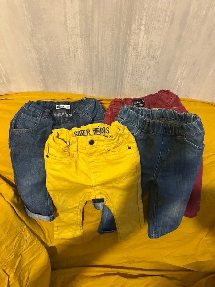 Lot pantalon et haut - photo numéro 2