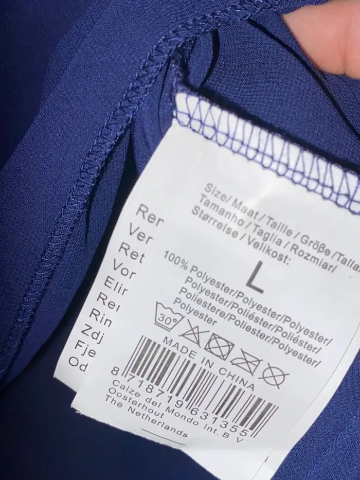 Blouse sans manche bleu marine taille L - photo numéro 4