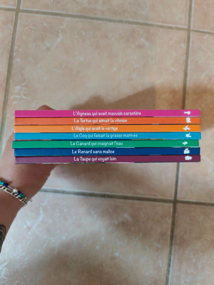 Lot 7 livres mac do Contes d'animaux étonnants - photo numéro 2