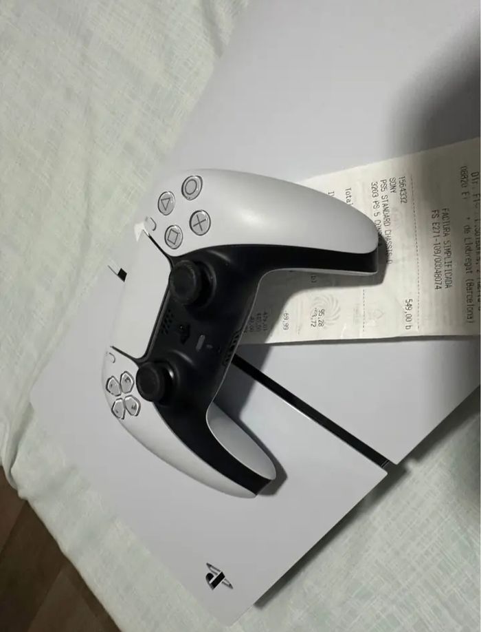 Sony Playstation 5 pro - photo numéro 3