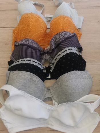 Lot soutien gorge 95D
