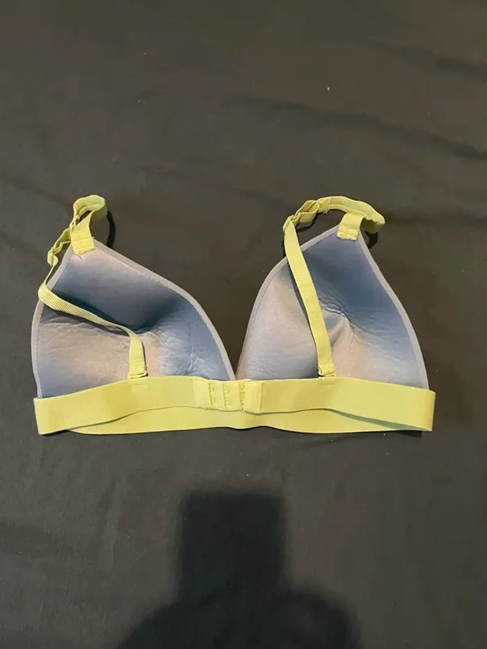 Soutien gorge - photo numéro 2