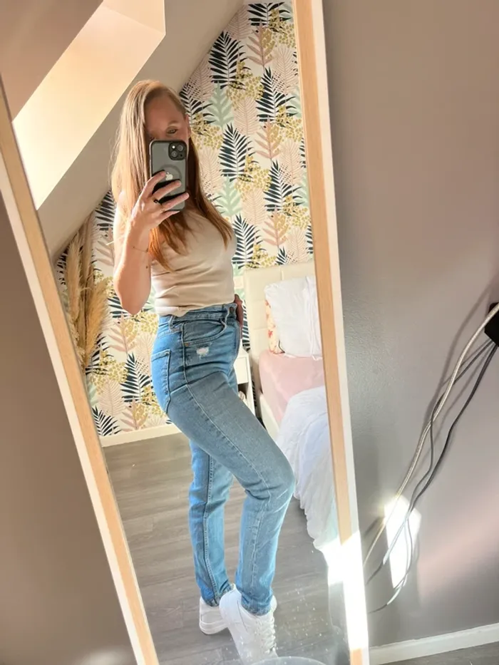Jean Bershka Mom Slim - photo numéro 3