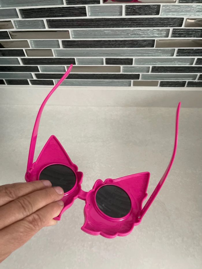 Lunettes de soleil - photo numéro 4