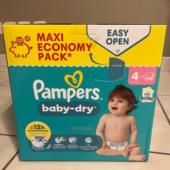 Pampers baby dry taille 4