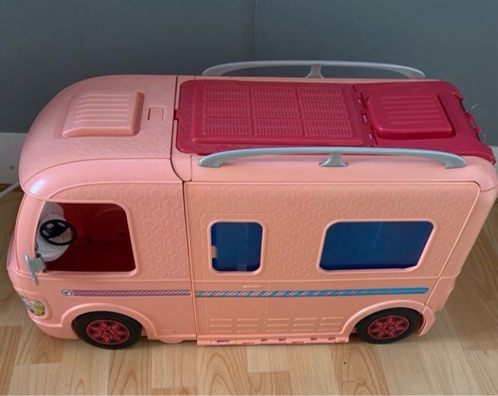 Camping car Barbie - photo numéro 5