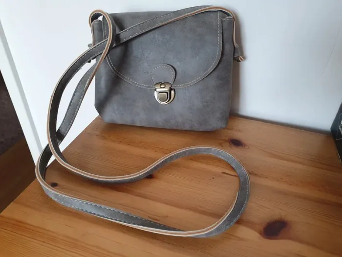Sac a main gris
