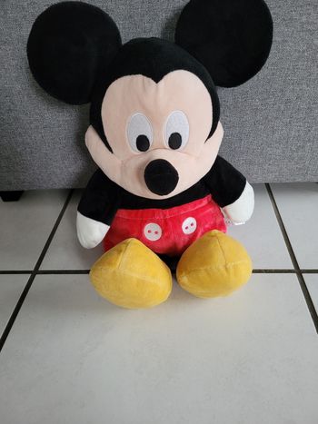 Peluche Mickey