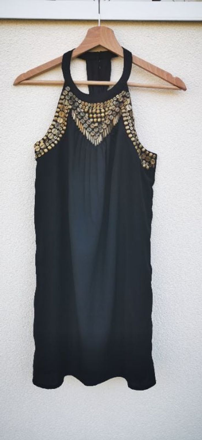 Robe courte avec détail metallisé