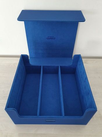 Ultimate Guard Treasurehive 90+ Xenoskin Bleu