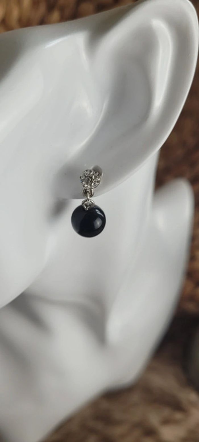 Boucles d'oreilles perles noires - photo numéro 2