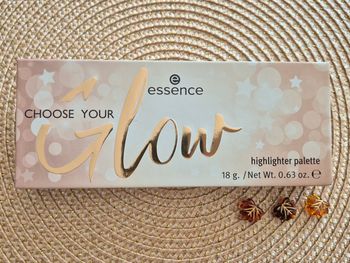 Palette highlighter Essence