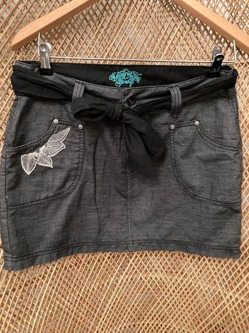 Très jolie jupe jeans