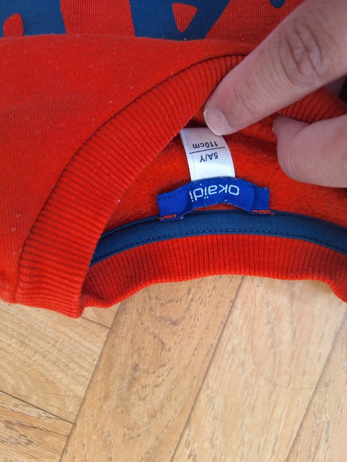Pull rouge flocage "PLAY all together" okaidi - photo numéro 3