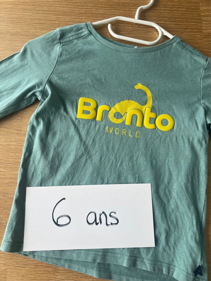 T shirt okaidi 6 ans
