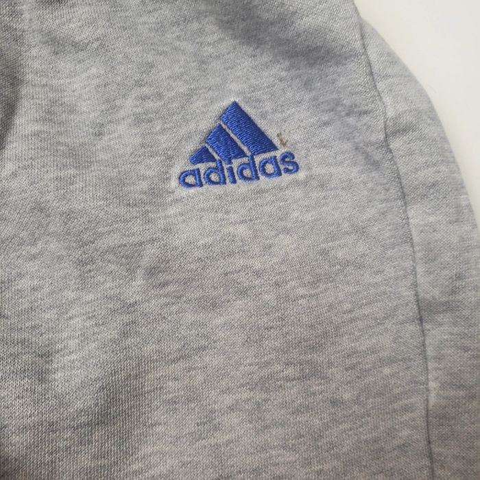 Jogging Adidas taille 3/4ans - photo numéro 3